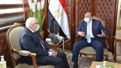وزير التنمية المحلية يتابع مع محافظ بورسعيد المشروعات الخدمية والتنموية بالمحافظة (صور)