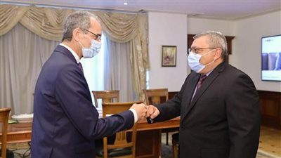 وزير الاتصالات يستقبل سفير أرمينيا في القاهرة لبحث تعزيز التعاون بين البلدين (صور)
