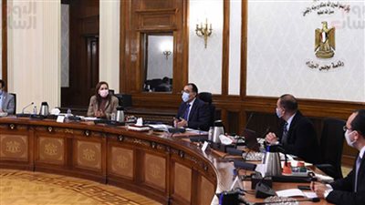 رئيس الوزراء يستعرض مقترح القرى المقرر دخولها بالمرحلة الثانية لمبادرة حياة كريمة