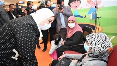 وزيرة التضامن تفتتح المرحلة الثانية لمستشفى شفاء الأورمان في الصعيد (صور)