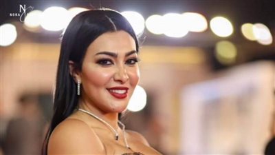 الفاتنة ميرهان حسين تحتفل بعيد ميلاد نبيلة عبيد 