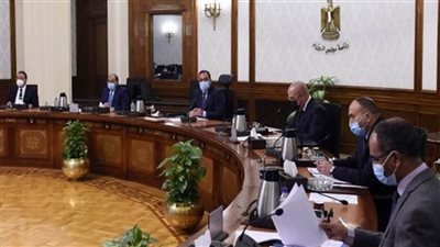 مدبولي يوجه بتشكيل لجنة دائمة لتذليل أي معوقات أمام تنفيذ المشروعات بالإسكندرية