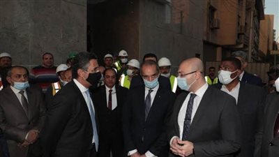 وزير الاتصالات يتفقد المنطقة التكنولوجية بمدينة بني سويف الجديدة