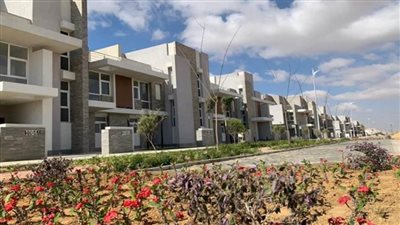 وزير الإسكان يتابع الموقف التنفيذي للمشروعات المختلفة بالعاصمة الإدارية الجديدة (صور)