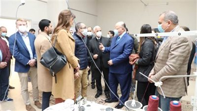 وفد الكونجرس الأمريكي يزور الأسمرات ويشيد بمبادرة حياة كريمة 