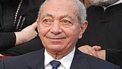 بحضور وزراء سابقين وشخصيات عامة.. بدء صلاة الجنازة على اللواء محمد عبد السلام المحجوب