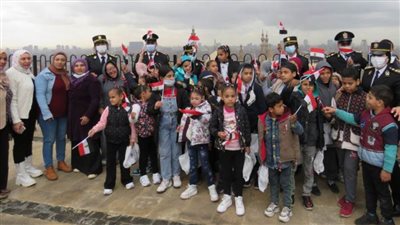 ابناء الشهداء وطلبة المدارس فى زيارة لمتحف الشرطة | صور