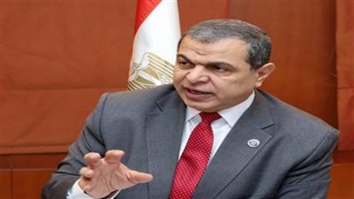 فض وقفة احتجاجية لـ 120 عاملا بعد حصولهم على مطالبهم المشروعة بمصنع ملابس في بورسعيد