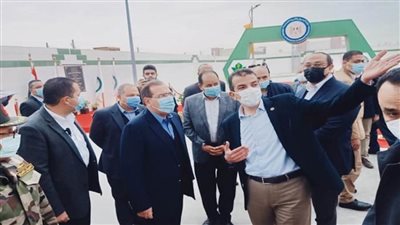 وزير البترول يفتتح محطة 