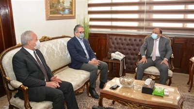 وزيرا التنمية المحلية والسياحة ومحافظ الأقصر يستعرضون مقترحات تطوير وإعادة إحياء مدينة إسنا التاريخية (صور)