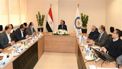 أول اجتماع بالمقر الجديد لوزارة البترول بالحي الحكومي في العاصمة الإدارية 