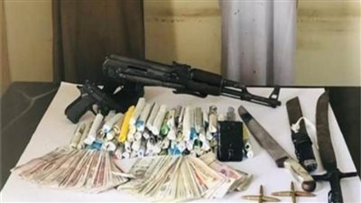ضبط 10 عاطلين بحوزتهم كيلو ونصف مواد مخدرة وأسلحة نارية بالقليوبية 