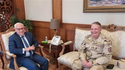 محافظ بورسعيد يستقبل قائد الفرقة الثامنة دفاع جوي