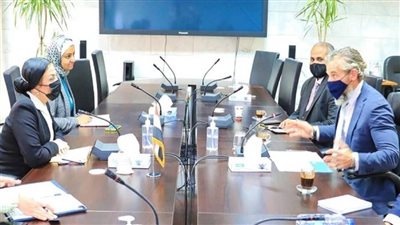 وزيرة البيئة تبحث مع الممثل المقيم لبرنامج اليونيسف التعاون الثنائي في ملف التغيرات المناخية (صور)