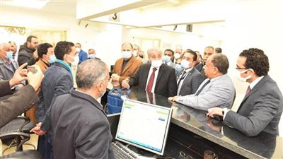 وزير التموين ومحافظ أسيوط يفتتحان مكتب تموين نموذجي مطور بحي غرب (صور)