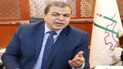 تعيين 4022 شابا واستخراج 3492 شهادة قياس مستوى المهارة ورخصة مزاولة الحرفة بالجيزة