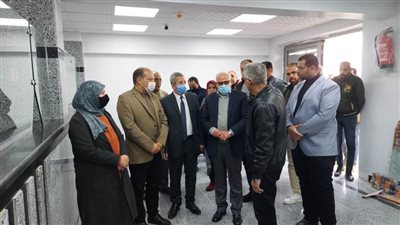 محافظ بورسعيد يتابع الاستعدادات النهائية لتشغيل مركز التراخيص بحي المناخ قبل افتتاحه رسميا