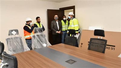 وزير الإسكان يتفقد مقر الوزارة في العاصمة الإدارية الجديدة (صور)