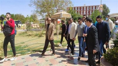 وزير الرياضة يشهد منافسات الأولمبياد الحدودية وملتقى توظيف وبرنامج التعليم المدني للنشء والشباب بجامعة أسوان (صور)
