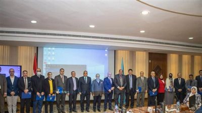 جامعة طنطا تكرم علمائها الفائزين بجوائزها التقديرية والتشجيعية والاداء الجامعى 2021