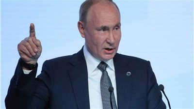 «بوتين» يطالب البرلمان السماح بإجراء عمليات عسكرية خاج الحدود 