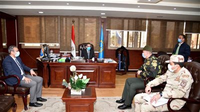 محافظ الغربية يستقبل المستشار العسكري الجديد