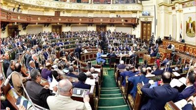 «الأربعاء» ..التنمية المحلية: صدور لائحة قانون تنظيم الإعلانات على الطرق 