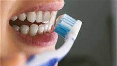 بمكونات بسيطة.. كيفية صنع معجون أسنان 