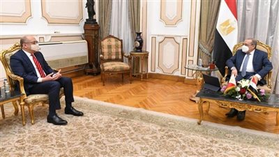 وزير الإنتاج الحربي يبحث مع سفير الفلبين أوجه التعاون المشترك في مجالات التصنيع المختلفة (صور)