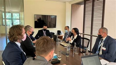 وزيرة البيئة تناقش مع نظيرتها بدولة لوكسمبورج ملف المناخ والخسائر والأضرار