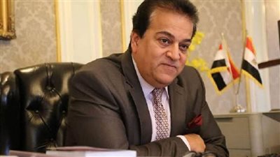 د. خالد عبد الغفار يوجه بدراسة التوسع في إنشاء مخازن للتموين الطبي