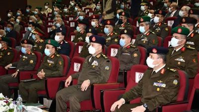 رئيس الأركان يشهد البحث الرئيسى لكلية القادة والأركان
