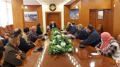 محافظ بورسعيد يوجه الأجهزة التنفيذية بالمرور اليومي لمتابعة أعمال إزالة الاشغالات
