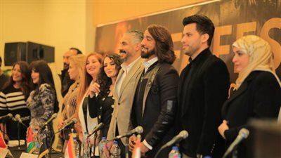 بالصور .. البحيرى ضيف شرف الدورة ال8 لمهرجان إنترناشيونال فاشون أورد و تكريم درة كأيقونة للجمال