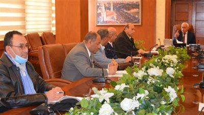 محافظ بورسعيد: استعدادات مكثفة لتوريد القمح وجاهزية الصوامع لاستقبال اكثر من٣٥ الف طن