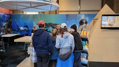 وزارة السياحة والآثار تشارك في المعرض الدولي للغوص Dykmassan بالسويد