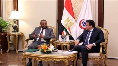د. خالد عبد الغفار يؤكد حرصه على تقديم سبل الدعم لتيسير إجراءات تسجيل الأدوية المصرية في السودان (صور)
