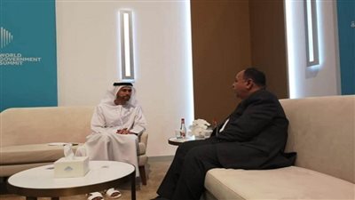 الأجواء المضطربة للاقتصاد العالمي تعكس أهمية برنامج الإصلاح الاقتصادي المصري (صور)