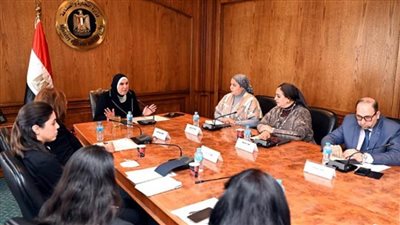 وزيرة التجارة تبحث مع جمعية سيدات أعمال مصر سبل مساندة الوزارة لمجتمع الأعمال والمستثمرين (صور)