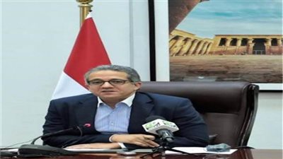 «العناني» يترأس اجتماع اللجنة القومية للآثار المستردة 