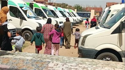 تقديم الخدمات الطبية لـ900 مريض بقرى حياة كريمة بأبوصوير بالإسماعيلية| 