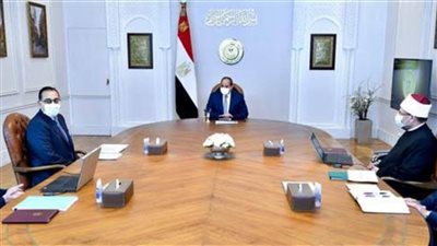 الرئيس السيسي يوجه بالتوسع في الخدمات السريعة والمميزة للشهر العقاري