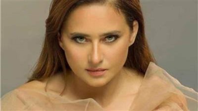 نيللي كريم ترد على متابع دعا عليها بالموت | صورة