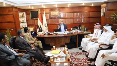 سعفان يبحث مع القنصل السعودي وشركات نقل الحجاج التنسيق لسفر العمالة المصرية لموسم الحج (صور)
