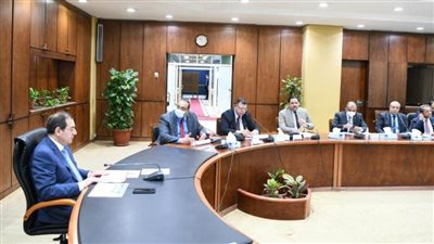 وزير البترول يتابع الموقف التنفيذي للمشروع القومي لتوصيل الغاز الطبيعي للمنازل