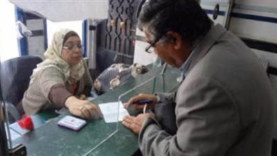 التضامن: فتح فروع بنك ناصر يومى السبت والجمعة لصرف معاشات مايو