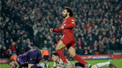 محمد صلاح يقود تشكيل ليفربول أمام مانشستر يونايتد في الدوري الإنجليزي