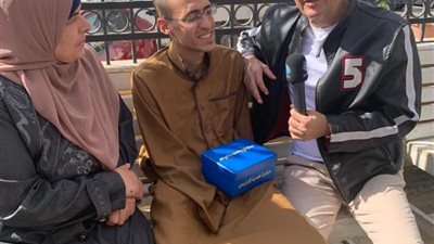 طارق علام يستكمل مشوار جبر الخواطر ويقدم مفاجآت وحكايات إنسانية مميزة فى 