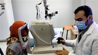 قنا .. الكشف على 876 حالة خلال قافلة طبية مجانية فى قوص