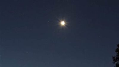 اقتران كوكبى استثنائى للزهرة والمشترى فى مشهد بديع فجر اليوم